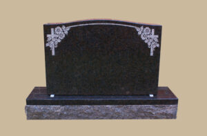 0288C Religious Cemetery Gravestone